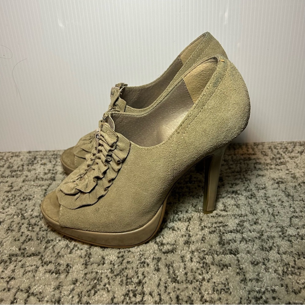 Steve Madden Brown P-Daizy Fringe Suede Peep Toe Heels Size 6.5 - Picture 3 of 11